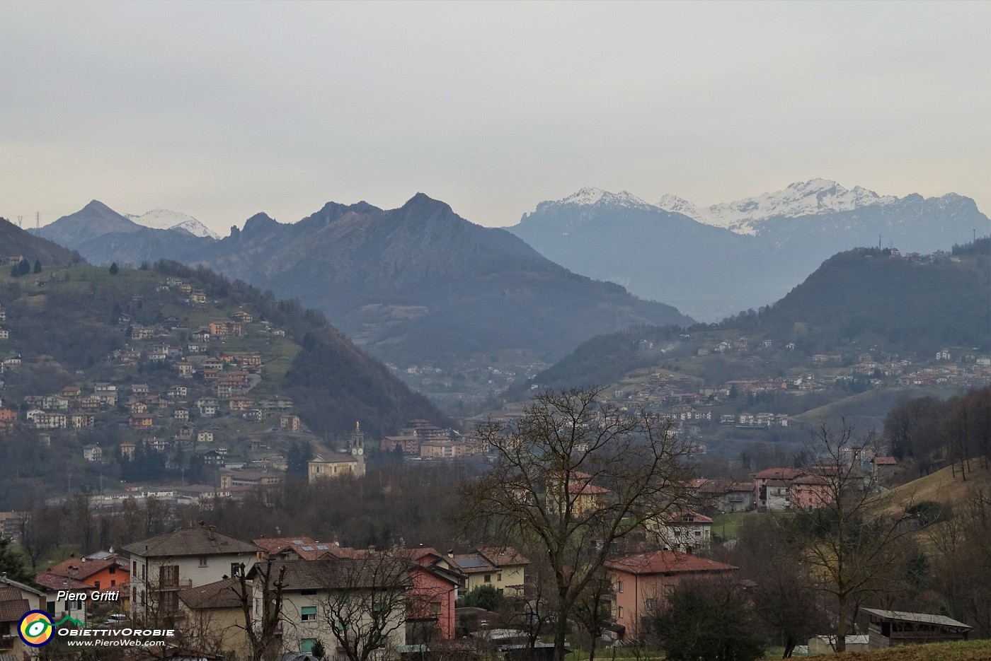 17 Vista verso Zogno, Pizzo di Spino e Alben.JPG